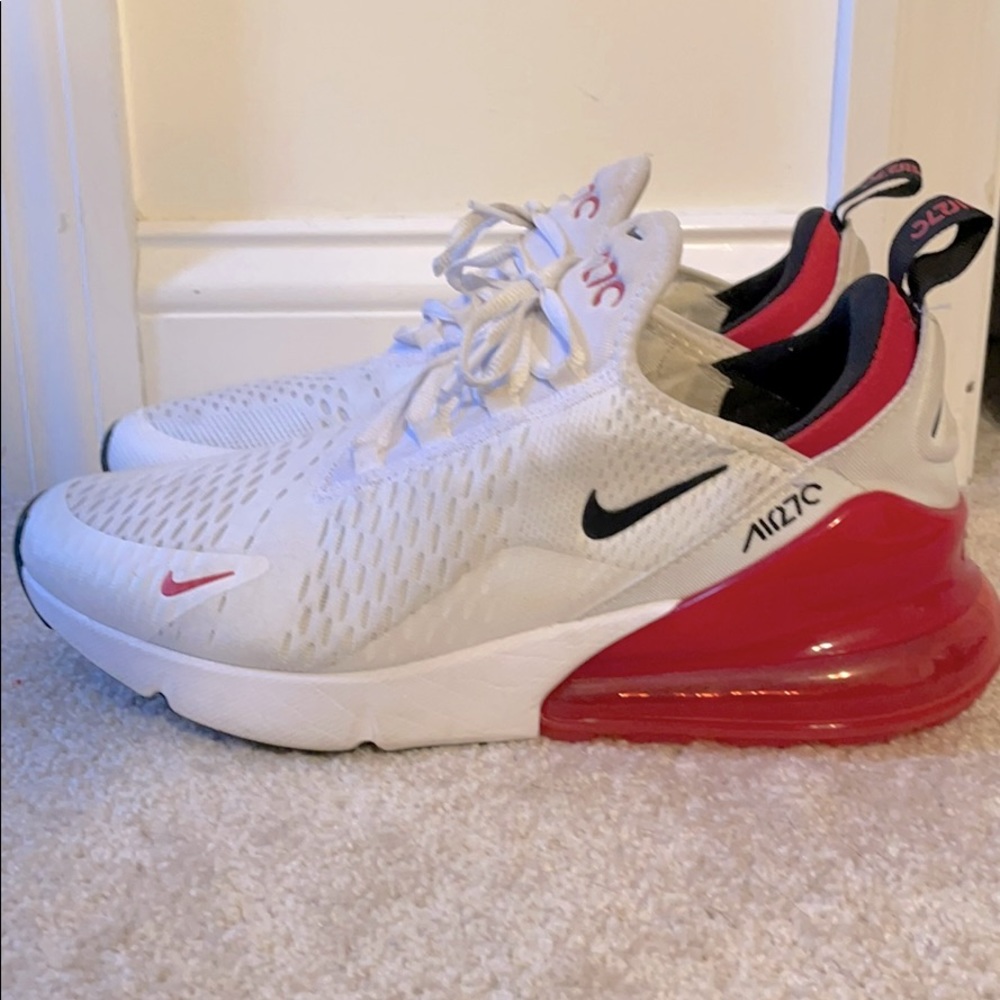 Air Max 270 Sz 9.5 Mens white/red